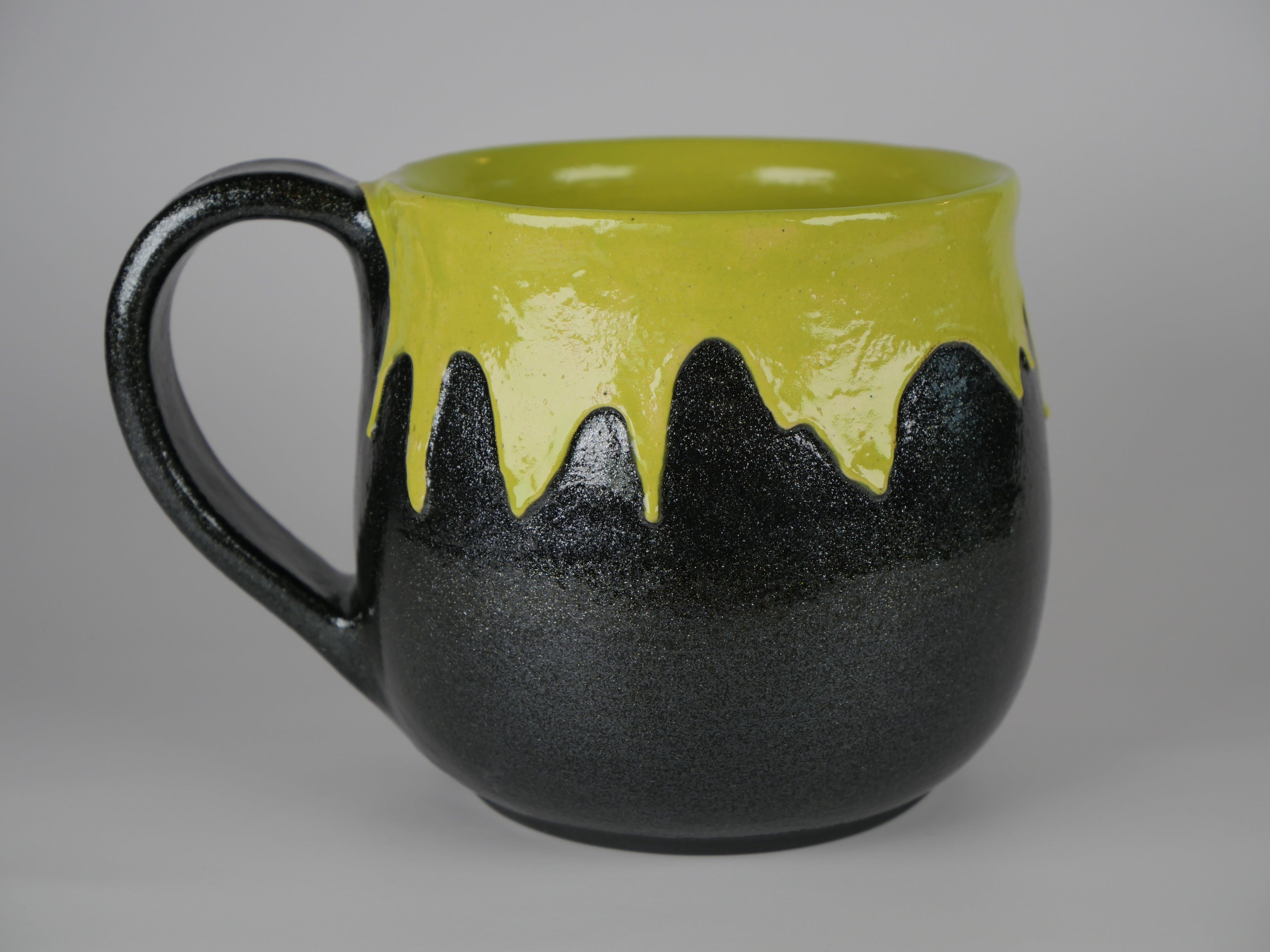 Classic Cauldron Mug 1