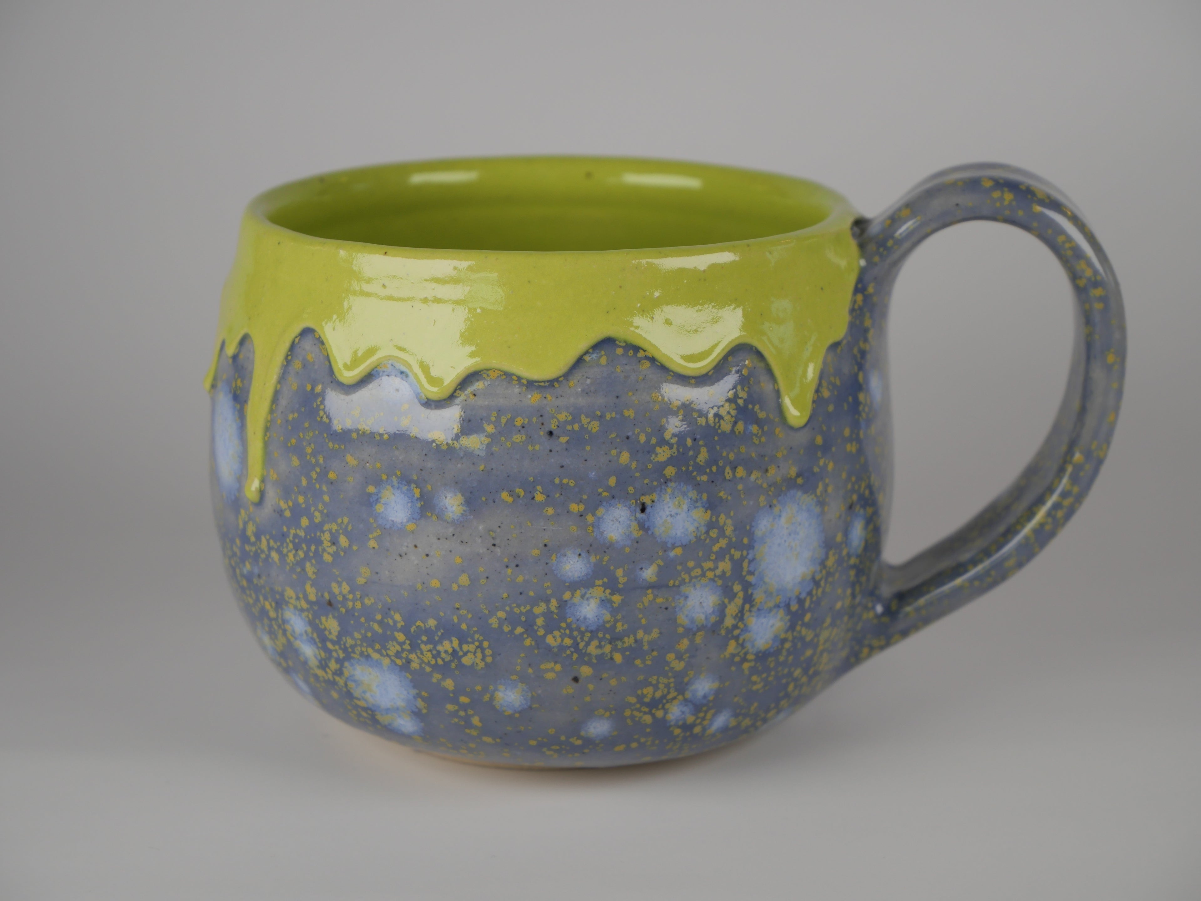 Cottage Garden Cauldron Mug 1