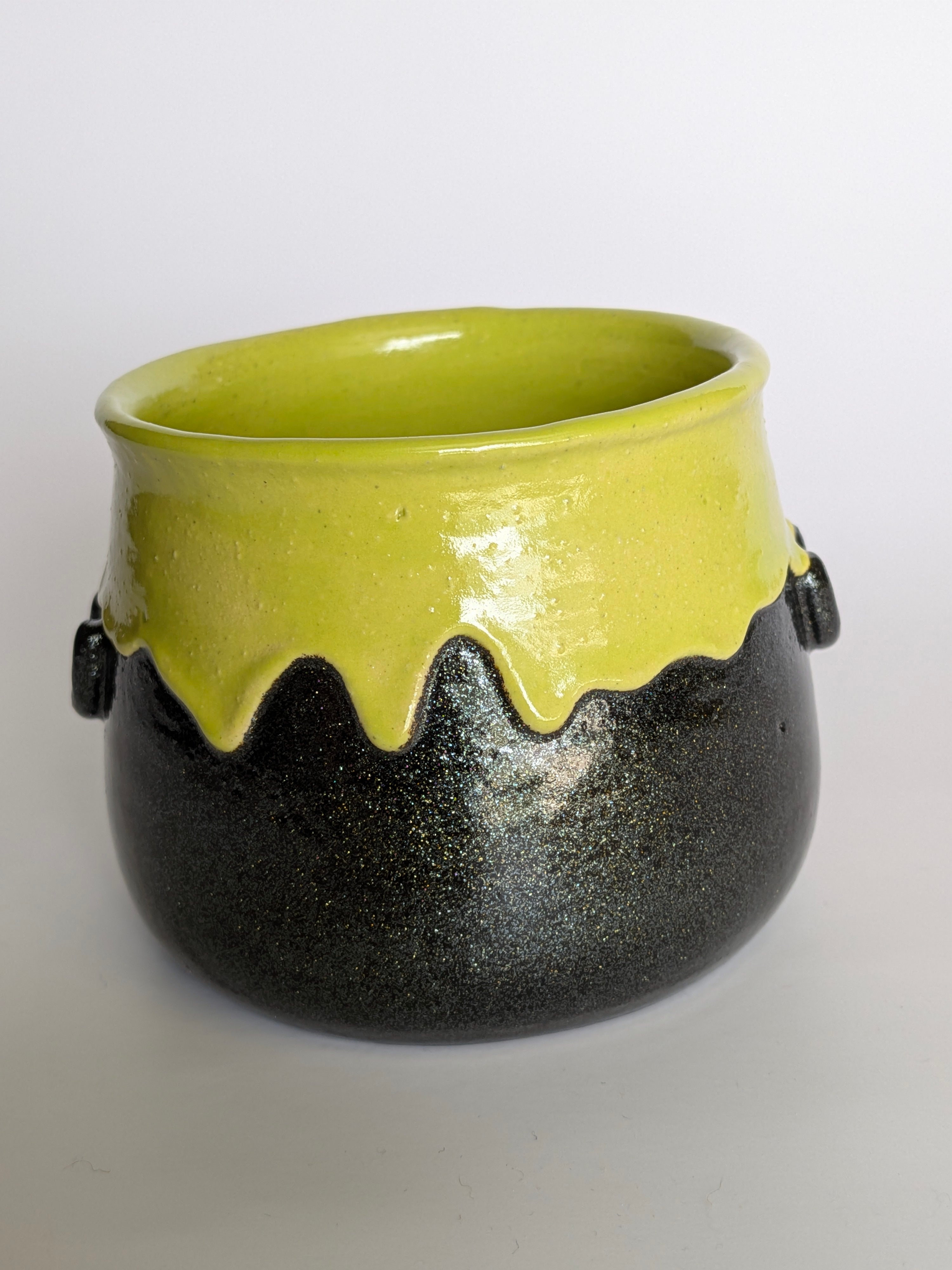 Small Cauldron 6