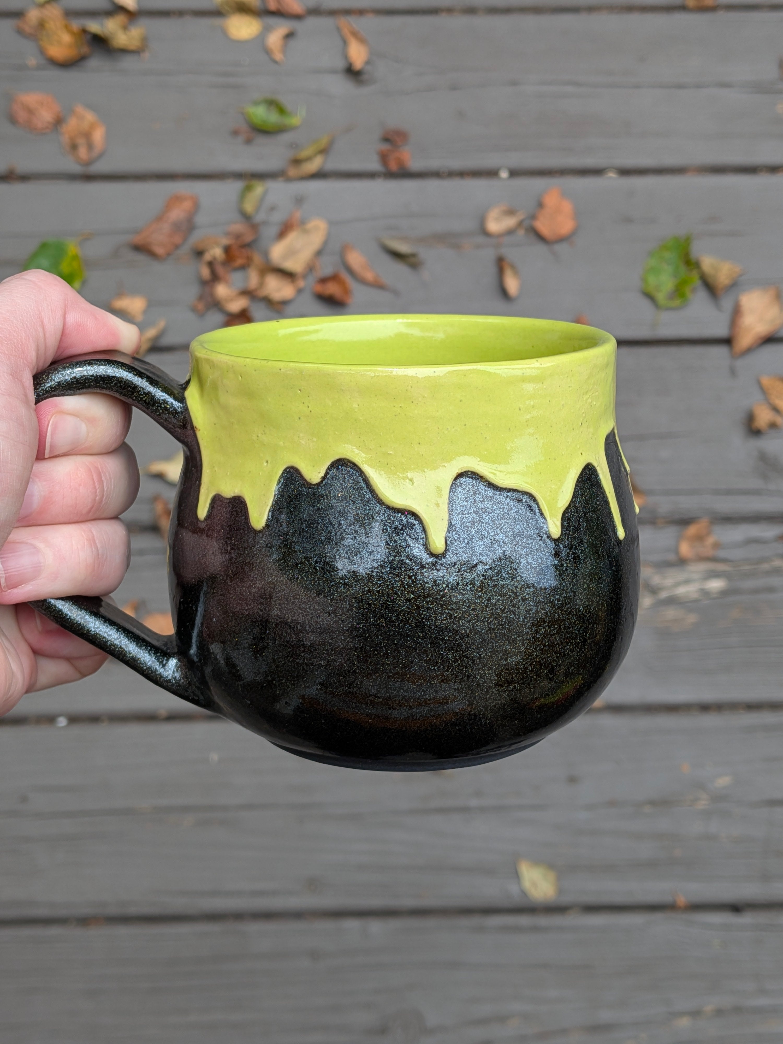 Classic cauldron Mug 10