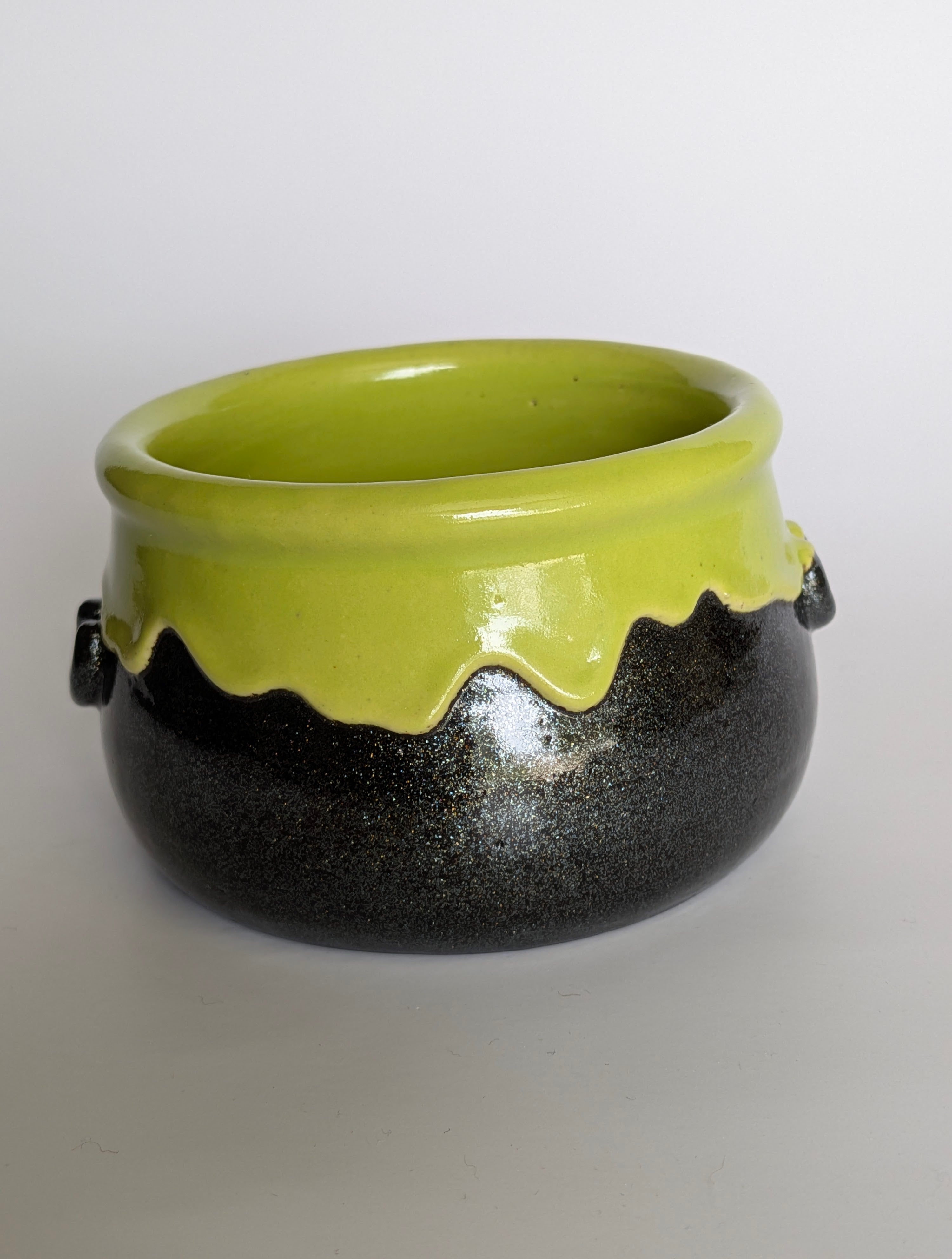 Small Cauldron 1