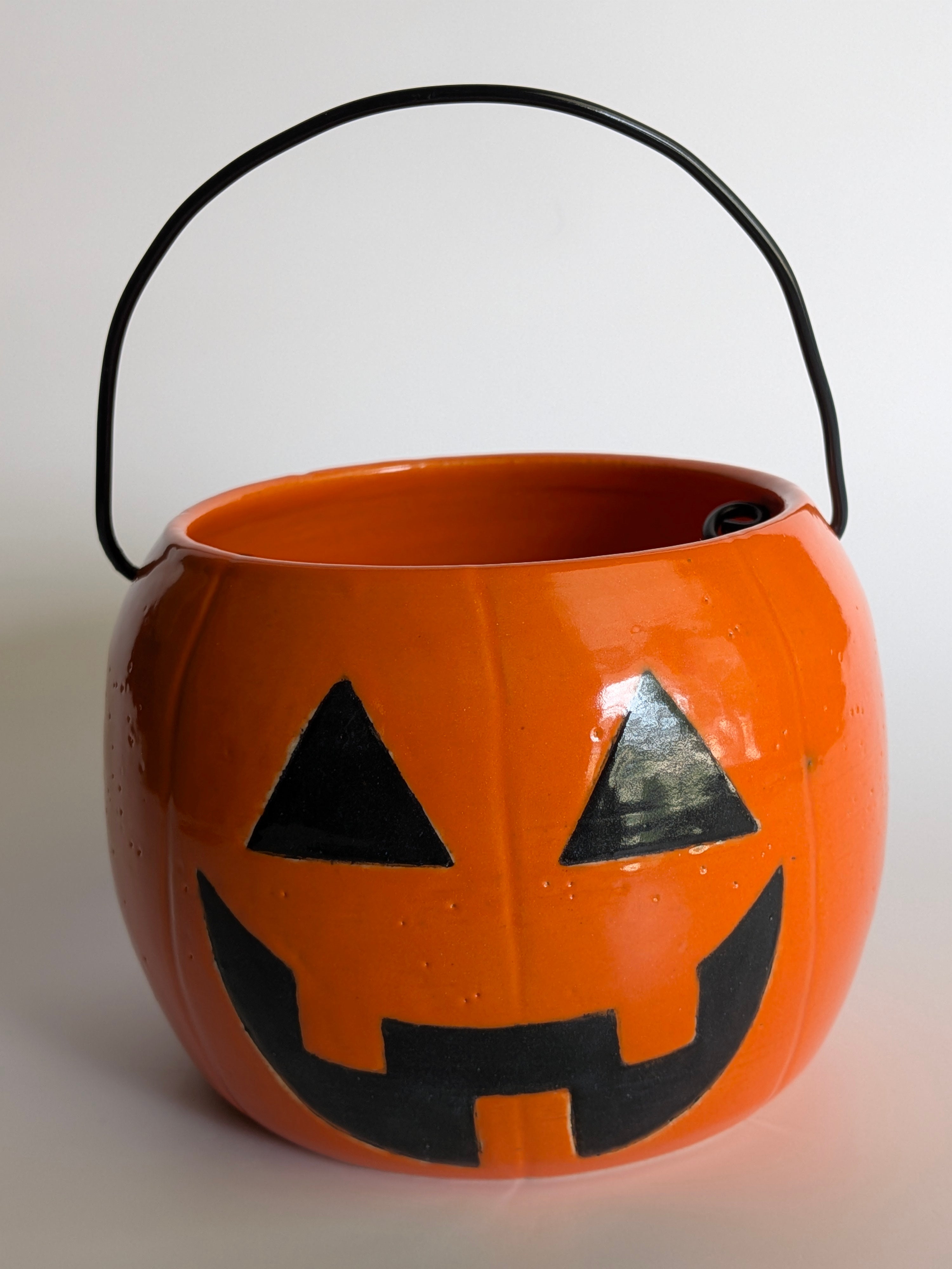 Jack-O-Lantern Trick or Treat Pail 4