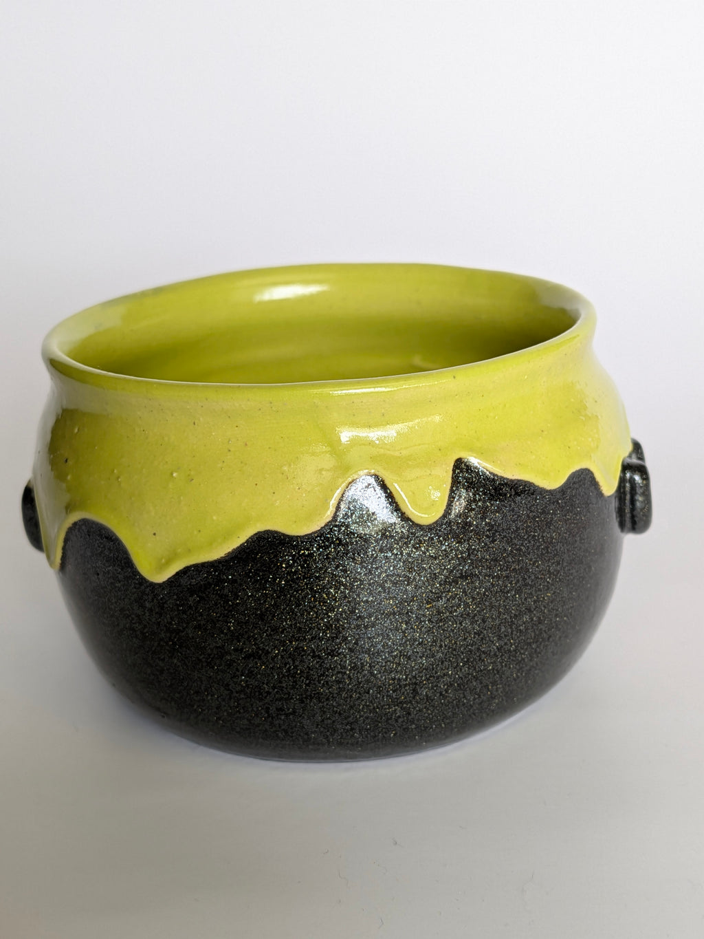 Small Cauldron 9
