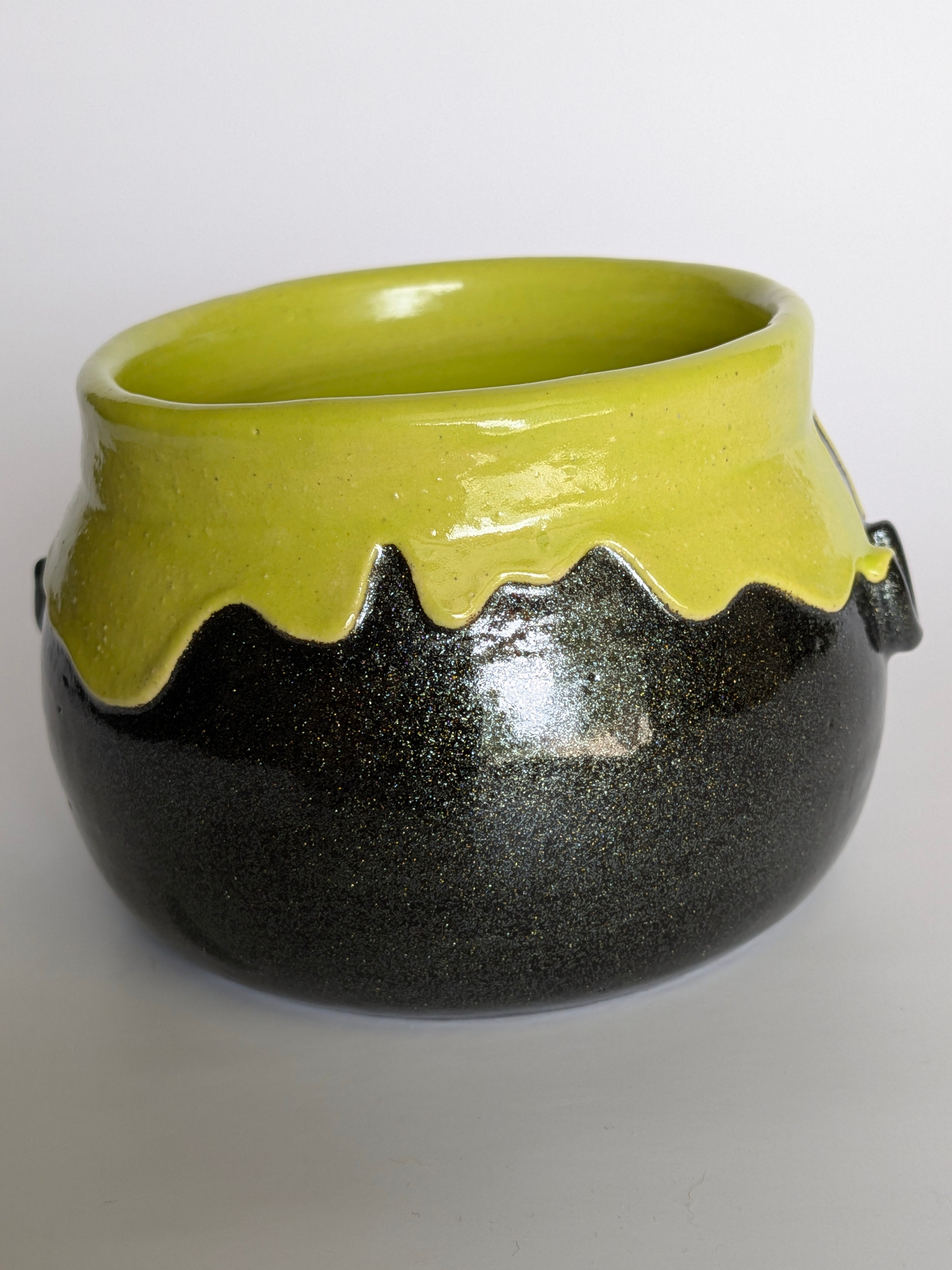 Small Cauldron 12