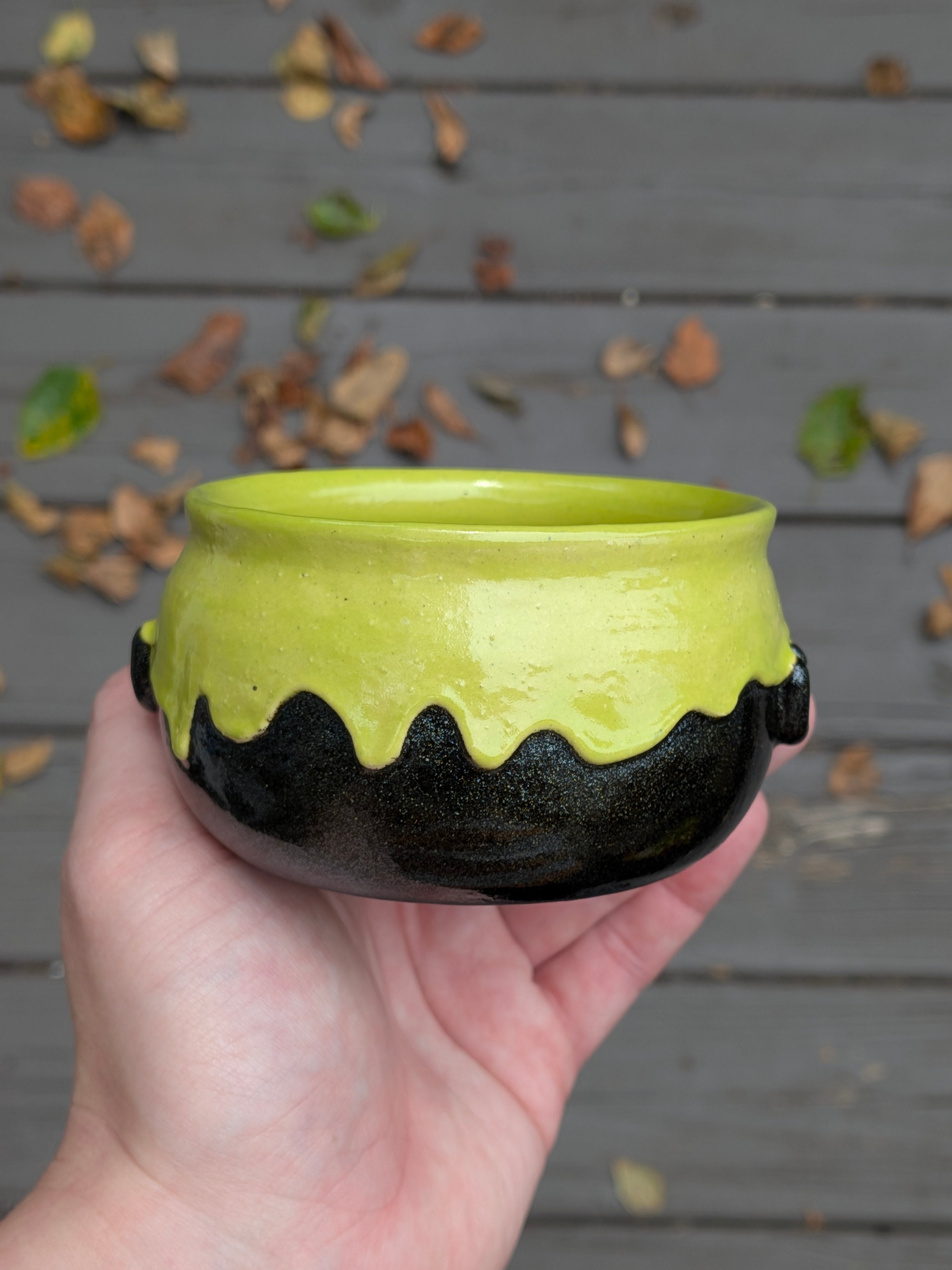Small Cauldron 11